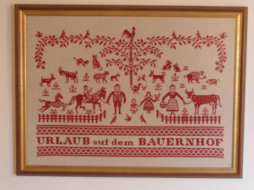Baby- Und Kinderhof Aicherbauer Seeham Eksteriør billede