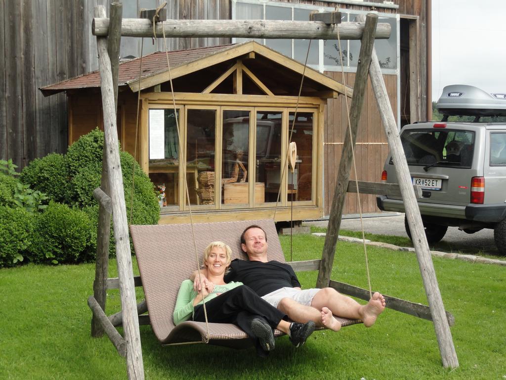 Baby- Und Kinderhof Aicherbauer Seeham Eksteriør billede